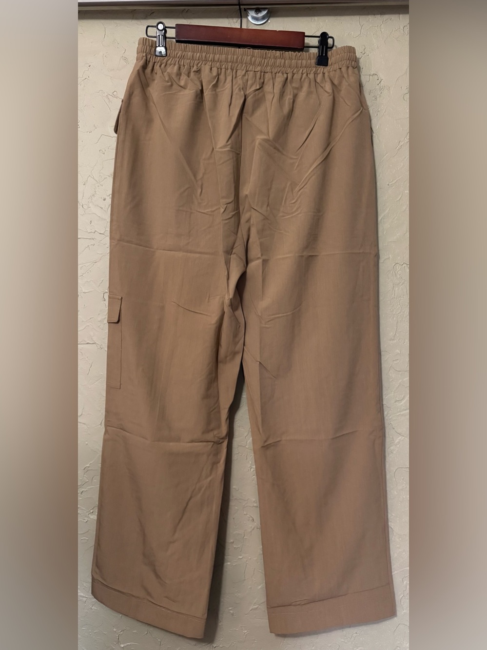 Hem & Thread Wide Leg Cargo Pants NWT Size Large - Picture 4 of 5
